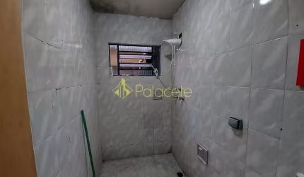 Casa à venda 2 Quartos, 1 Vaga, 200M², Maria Áurea, Pindamonhangaba - SP