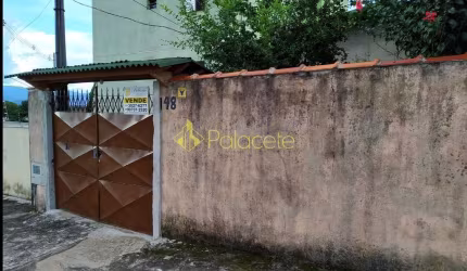 Casa à venda 2 Quartos, 1 Suite, 1 Vaga, 250M², Conjunto Residencial Araretama, Pindamonhangaba - S