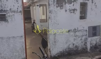 Casa à venda 3 Quartos, 1 Vaga, 300M², Centro, Pindamonhangaba - SP