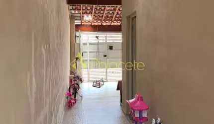 Casa à venda 2 Quartos, 1 Suite, 2 Vagas, 150M², Jardim Continental, Taubaté - SP