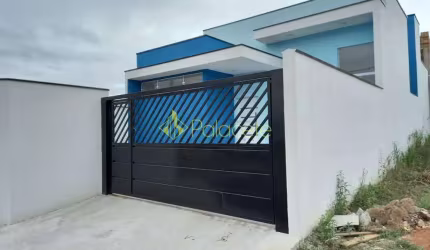 Casa à venda 3 Quartos, 1 Suite, 2 Vagas, 90M², Res. Santa Clara, Pindamonhangaba - SP
