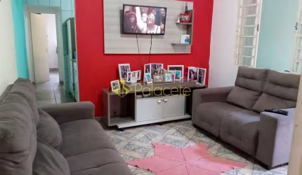 Casa à venda 2 Quartos, 2 Vagas, 165M², Jardim Santa Tereza, Taubaté - SP