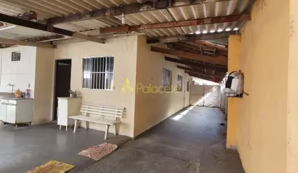 Casa à venda 3 Quartos, 1 Suite, 275M², Santana, Pindamonhangaba - SP
