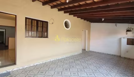 Casa à venda 2 Quartos, 2 Vagas, 171.3M², Maria Áurea, Pindamonhangaba - SP