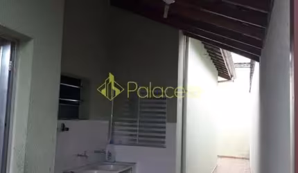 Casa à venda 2 Quartos, 1 Suite, 2 Vagas, 65M², Residencial e Comercial Cidade Jardim, Pindamonhang
