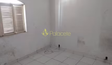 Casa à venda 2 Quartos, 1 Suite, 2 Vagas, 317M², Centro, Tremembé - SP