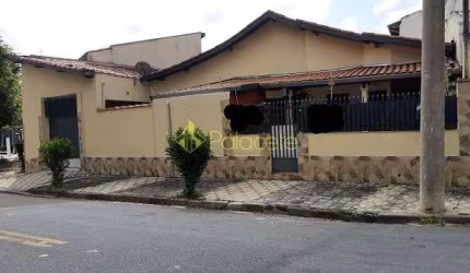 Casa à venda 3 Quartos, 2 Suites, 2 Vagas, 221M², Jardim do Sol, Taubaté - SP