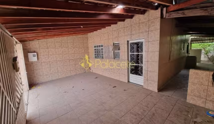 Casa à venda 2 Quartos, 2 Vagas, 140M², Marieta Azeredo, Pindamonhangaba - SP