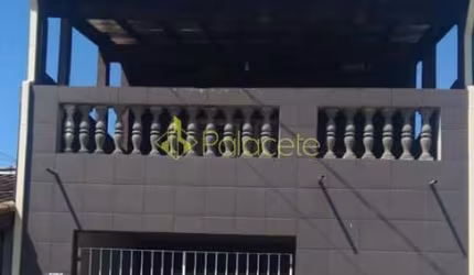 Casa à venda 3 Quartos, 2 Vagas, Conjunto Residencial Araretama, Pindamonhangaba - SP