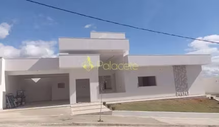 Casa à venda 3 Quartos, 2 Suites, 2 Vagas, 302M², Bairro do Grama, Caçapava - SP | Condomínio Terra