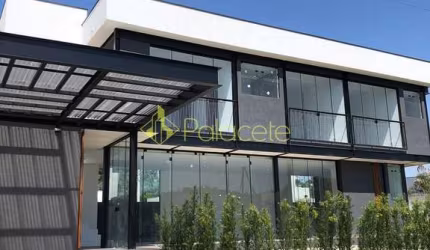 Casa à venda 3 Quartos, 3 Suites, 2 Vagas, 348M², Parque Vera Cruz, Tremembé - SP