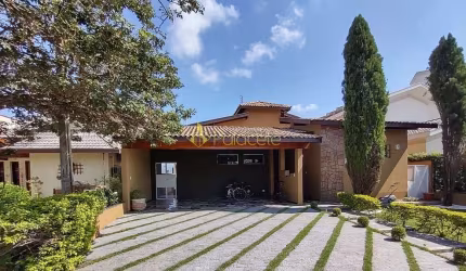 Casa à venda 5 Quartos, 3 Suites, 4 Vagas, 420M², Condomínio Real Ville, Pindamonhangaba - SP | Con