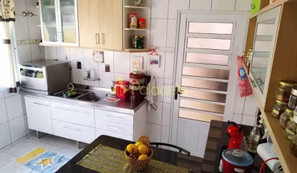 Casa à venda 2 Quartos, 1 Suite, 2 Vagas, 420M², Condomínio Real Ville, Pindamonhangaba - SP | Cond