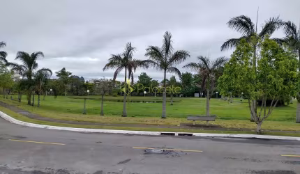 Casa à venda 2 Quartos, 1 Suite, 4 Vagas, 260M², Residencial Novo Horizonte, Taubaté - SP | Residen