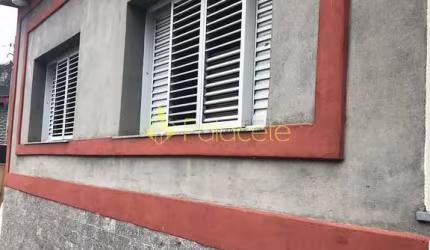 Casa à venda 4 Quartos, 3 Suites, 5 Vagas, 550M², Centro, Pindamonhangaba - SP