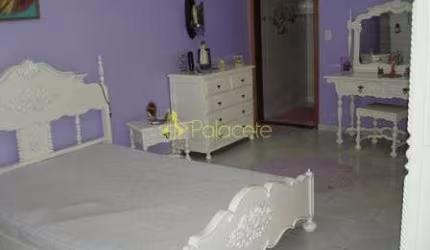 Casa à venda 3 Quartos, 4 Vagas, 325M², Moreira César, Pindamonhangaba - SP