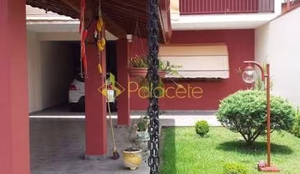 Casa à venda 7 Quartos, 3 Suites, 392M², São Benedito, Pindamonhangaba - SP