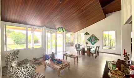 Casa à venda 3 Quartos, 1 Suite, 4 Vagas, 1215M², Centro, Tremembé - SP | Colonial Vale do Sol - Tr