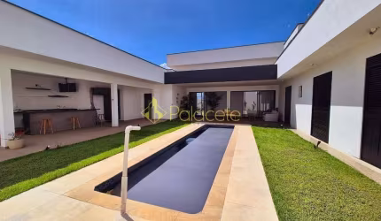 Luxuosa Casa no Condomínio Village 2 com 3 Suítes, Piscina, Área Gourmet e Aluguel com Condomínio e
