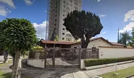 Casa à venda 5 Quartos, 2 Suites, 7 Vagas, 821M², Jardim das Nações, Taubaté - SP