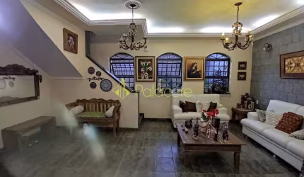 Casa à venda 5 Quartos, 3 Suites, 3 Vagas, 750M², Jardim Paraibá, Aparecida - SP