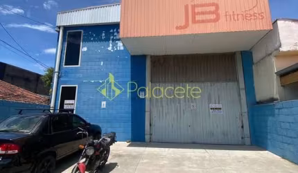 Prédio Comercial Moderno com Pé-Direito de 5,50m, Estacionamento, Escritório, Recepção e Luz Trifás