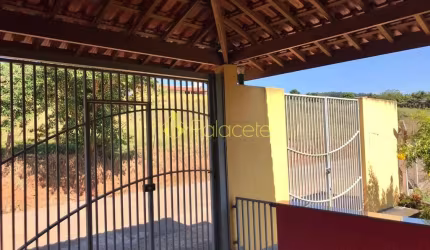 Chácara à venda 4 Quartos, 5 Vagas, Santa Luzia Rural, Taubaté - SP