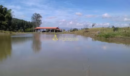 Chácara à venda 3 Quartos, 1 Suite, 1 Vaga, 96000M², Rio a cima, Guaratinguetá - SP