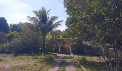 Chácara à venda 3 Quartos, 4 Vagas, 2500M², Piracangaguá, Taubaté - SP