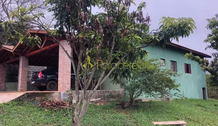 Chácara à venda 3 Quartos, 1 Suite, Goiabal, Pindamonhangaba - SP