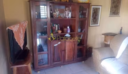 Chácara à venda 2 Quartos, 1 Suite, 3000M², Granjas Rurais Reunidas São Judas Tadeu, Taubaté - SP