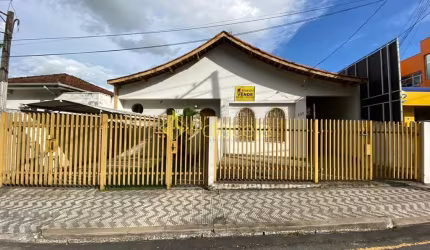 Comercial à venda 2 Quartos, 1 Vaga, 351.6M², Centro, Taubaté - SP