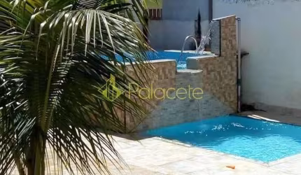 Casa à venda, em terreno de 550,00 M2, jardins, piscina, sol da tarde, rua tranquila.  ambientes es