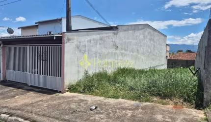 Terreno em Localização Central no Bairro Mombaça, Próximo a Escola, Mercado e Centro Comunitário, I