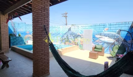 Casa à venda 2 Quartos, 1 Suite, 5 Vagas, 267M², Parque Shangrilá, Pindamonhangaba - SP