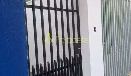 Comercial para Locação 100M², Centro, Pindamonhangaba - SP