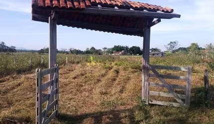 Chácara à venda 2000M², Cruz Pequena, Pindamonhangaba - SP