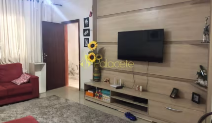 Casa para Locação 3 Quartos, 1 Suite, 2 Vagas, 125M², Vila Rica, Pindamonhangaba - SP