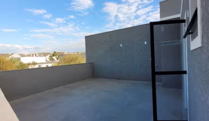 Sobrado com 3 quartos e suíte