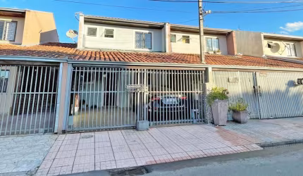 Sobrado com 2 vagas cobertas