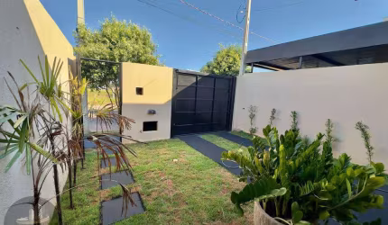 Casa a venda Tres Lagoas com 3 dormitorios sendo 2 suites
