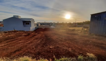 Terreno PRONTO Para Construir, Plano e Murado (arrimo) no Jardim Flamingos