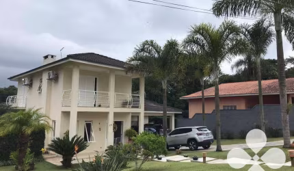 Sobrado com 3 quartos à venda, 350 m² por R$ 2.800.000 - Caputera - Arujá/SP