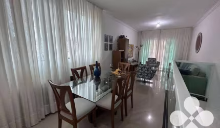 Casa com 3 dormitórios à venda, 132 m² por R$ 900.000,00 - Estuário - Santos/SP