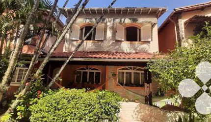 Casa com 3 quartos à venda, 175 m² por R$ 800.000 - Centro - Mongaguá/SP