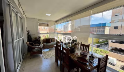 Conforto e Praticidade em Santos: Apartamento de 3 Dormitórios, 2 suítes e 2 Vagas em Condomínio Moderno