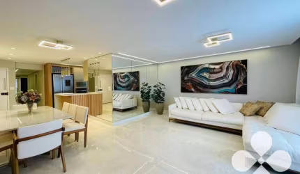 Apartamento 3 dormitórios Frente Mar no Gonzaga, Totalmente Reformado com Vista Panorâmica da Praia