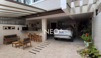 Sobrado com 3 dormitórios à venda, 159 m² por R$ 1.490.000,00 - Embaré - Santos/SP