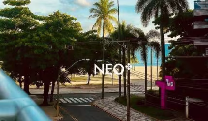 Apartamento com vista para o mar à venda na quadra da praia – Santos/SP – Reformado, 3 dormitórios, 2 suítes e 2 vagas