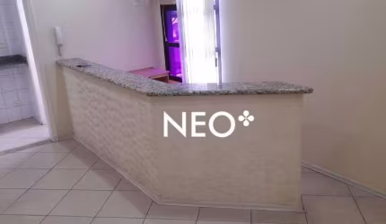 EXCELENTE CONJUNTO COMERCIAL, COM DUAS ENTRADAS, EM SANTOS